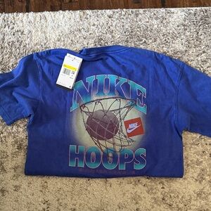 NWT Nike Men’s shirt